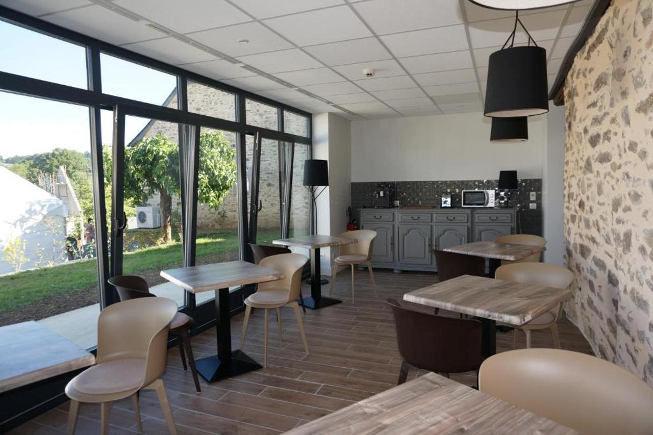 The Originals Relais Hotel Saint-Roch Salzuit Bagian luar foto